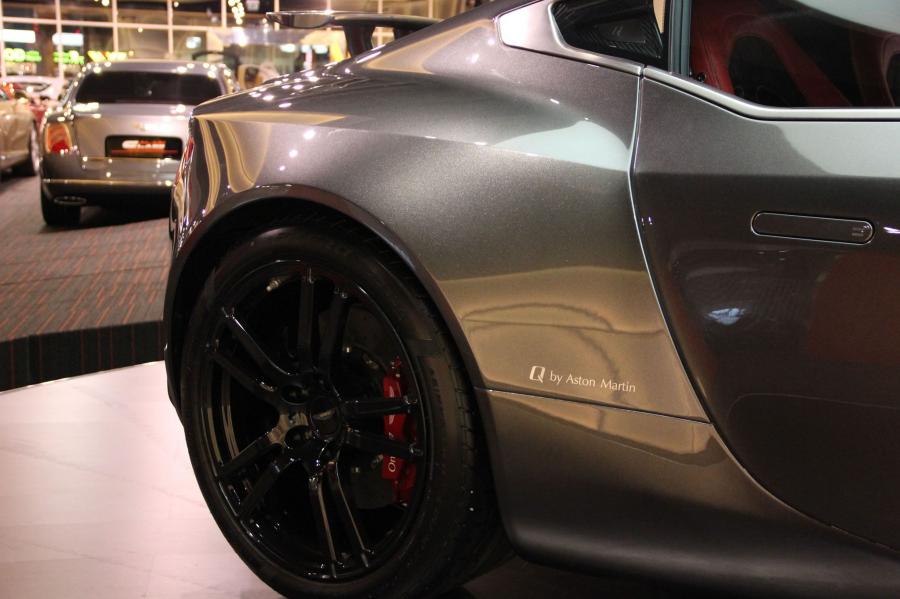 Детали экстерьера Aston Martin One-77 by Q 2011 года  (фото 36 из 44)